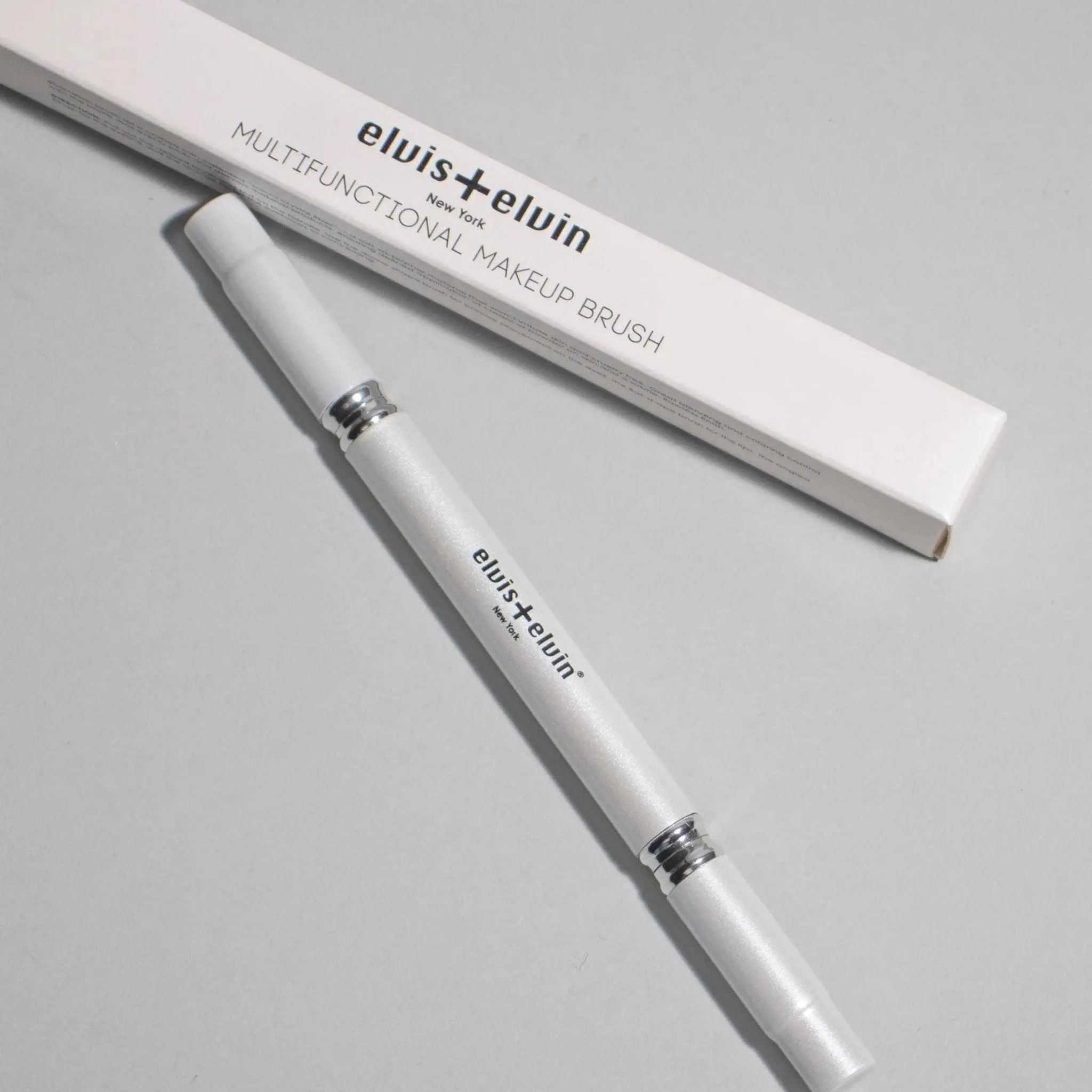 elvis elvin Multifunctional Makeup Brush - "4 in 1 Brush"