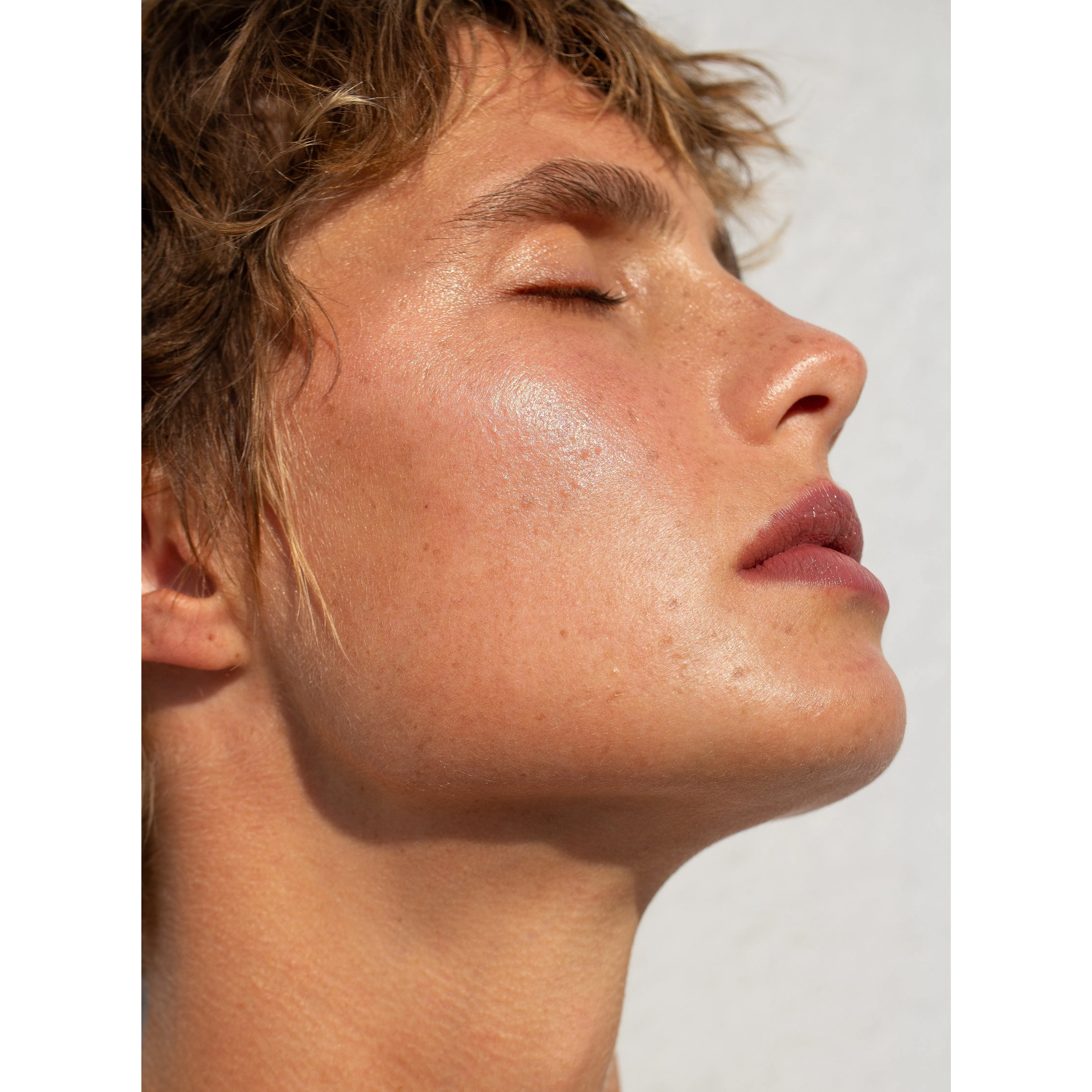 HYDRA HIGHLIGHTER STICK // FACE   BODY