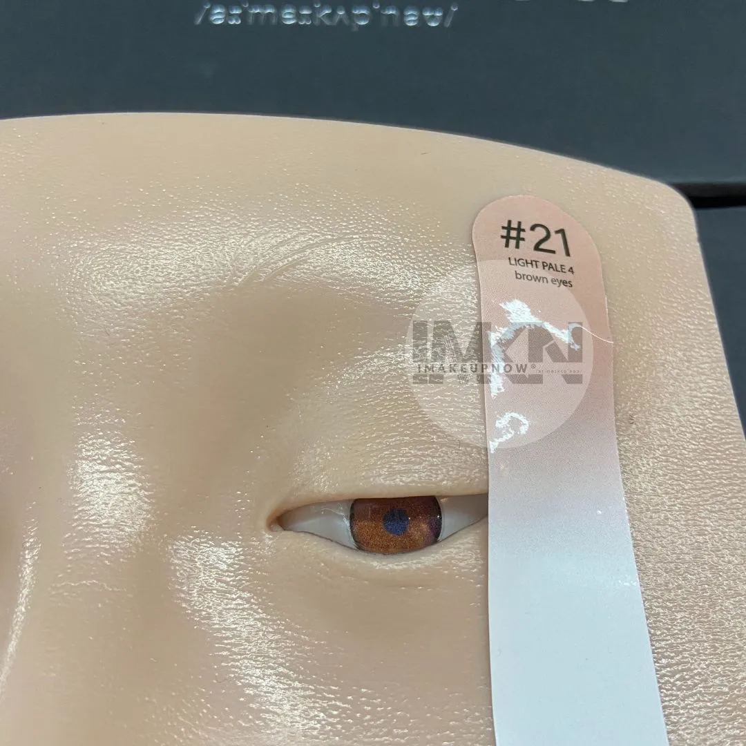 Imakeupnow - Makeup Practice Face Board #21 Light Pale 4 - Brown Eyes