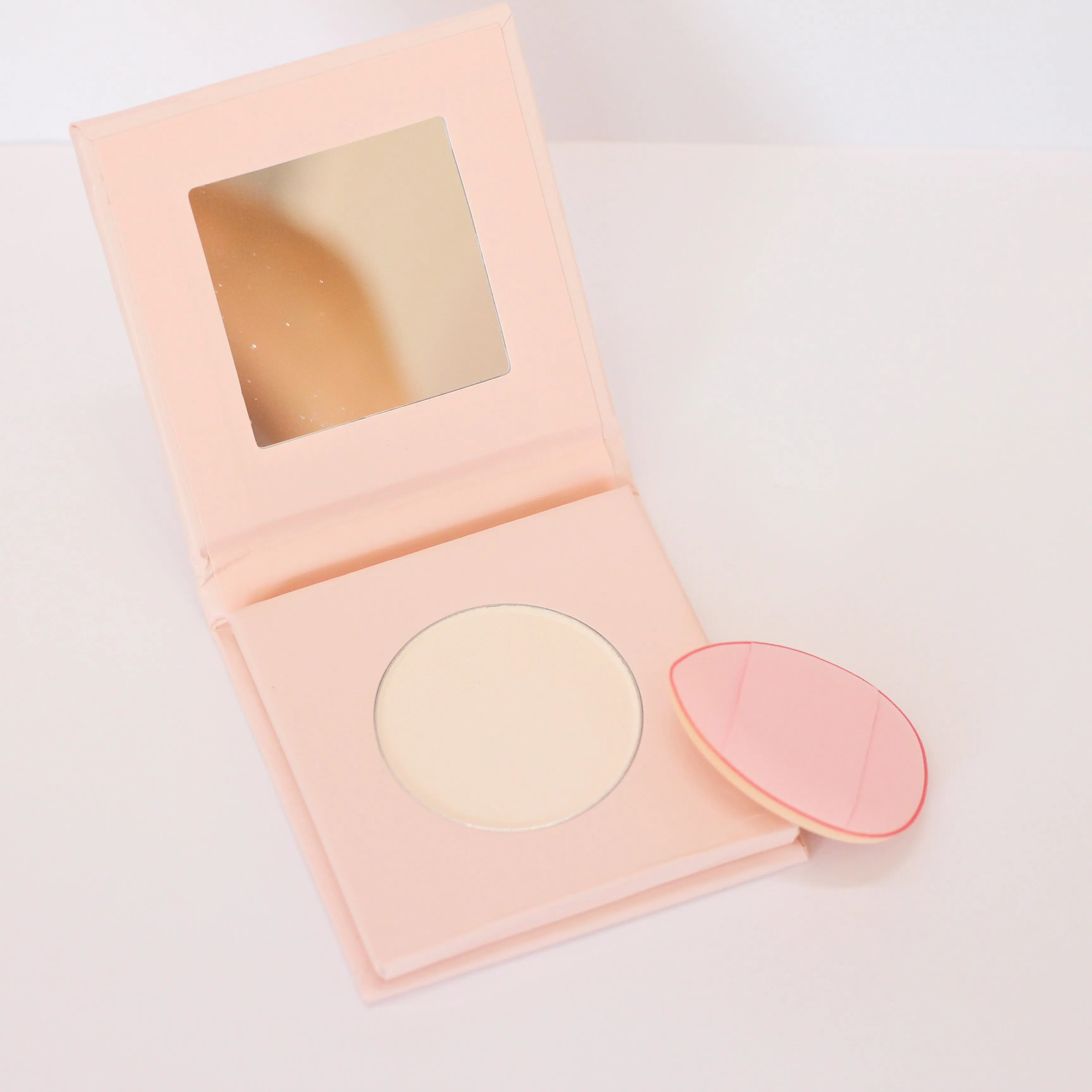 Invisible Blotting Powder