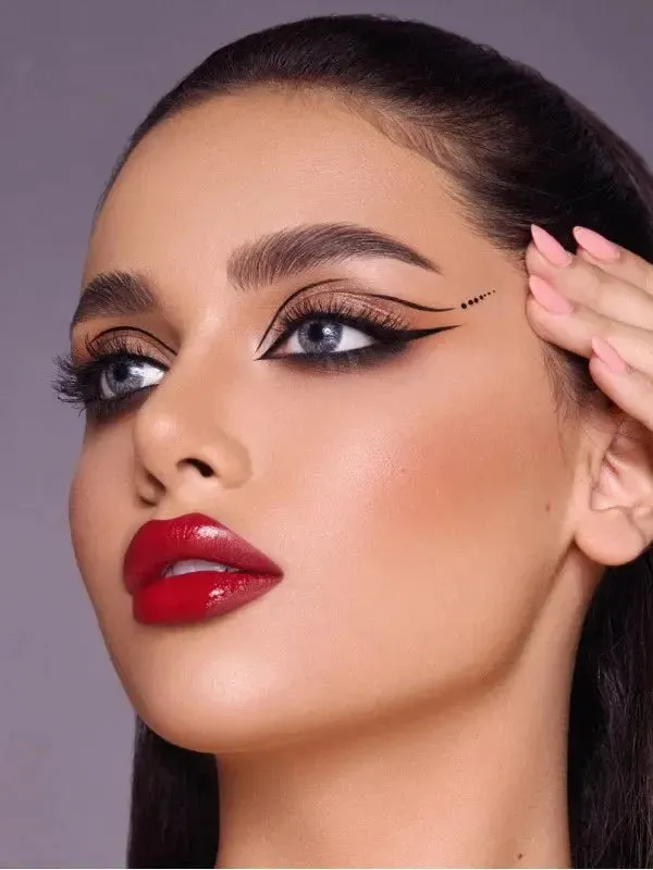 Midnight Liquid Eyeliner Bex Beauty