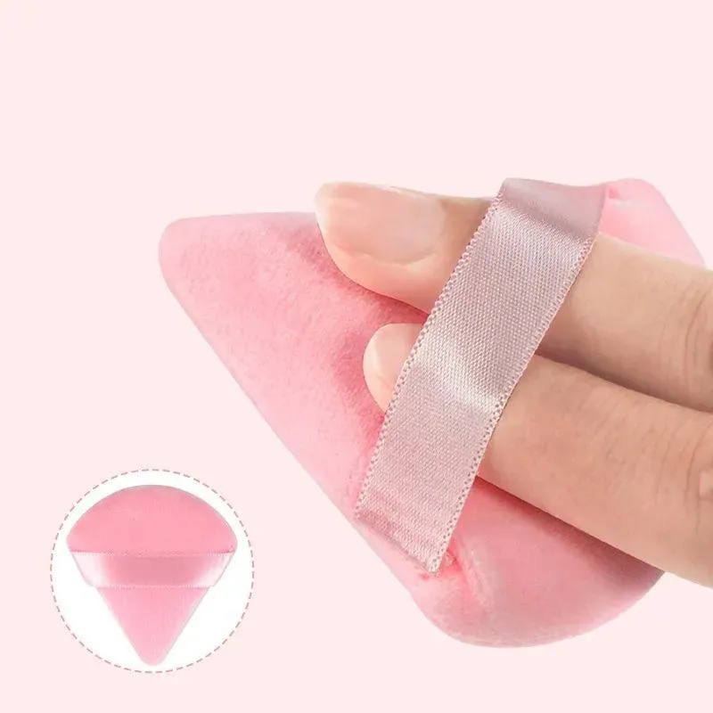 Velvet Triangle Makeup Sponge: Makeup Anytime, Anywhere