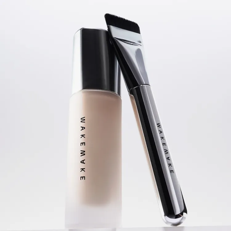 WAKEMAKE Spatula Wide Foundation Brush